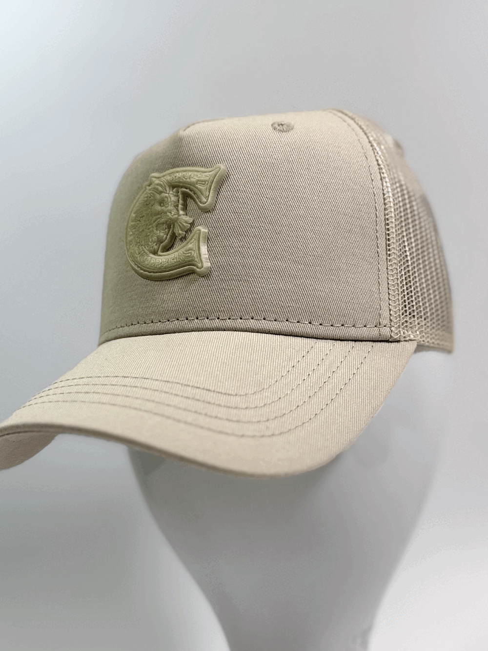 Chopper Glow Badge Cream Cap